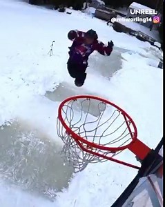 This Man Does Crazy Dunks While Ice Skating🏀😵 | UNREEL