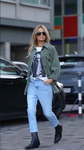Khaki Overshirt, Graphic Tee And Mom Jeans: The Coolest Street Style Combo #streetstyle #outfitideas