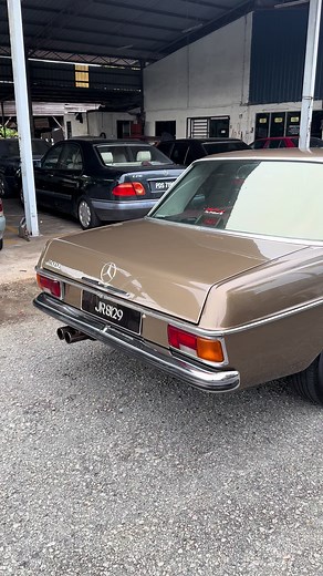 Explore the Classic Mercedes W115: A Timeless Icon