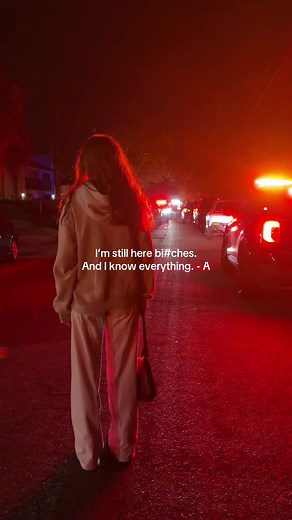 Exploring the Intricacies of Pretty Little Liars