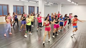 JM ZUMBA Dance Fitness Workout #IniibigKita #bachata #reggae #chachacha #zumba #zumbafitness #tiktokviral #dancefitness #healthandwellness #fitnessmotivation #amazing #OFWjoinForce #danceworkout | Just Move Zumba Dance Fitness Milan Italy