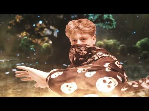 Alexander McQueen commercial