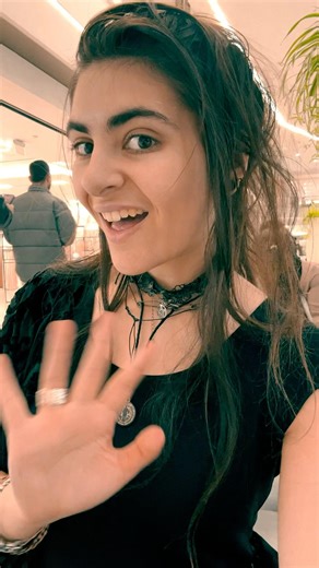 Painting a SURPRISE face that will leave you guessing