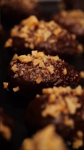 The BEST Chocolate Dates Recipe | Viral Dates Dessert #chocolatedates #dates #dessert #foodreels