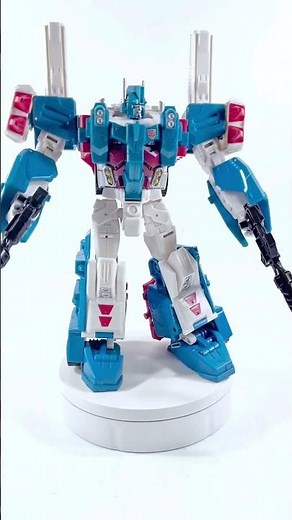 Transformers Combiner Wars Ultra Magnus Preview!!!
