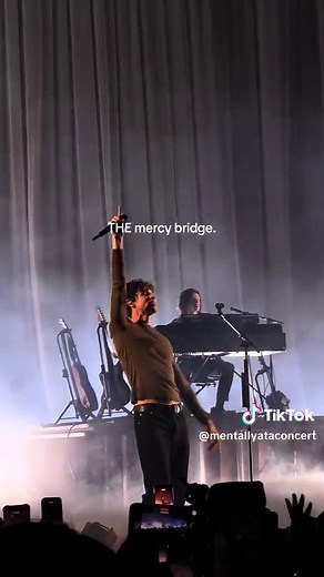 Unforgettable Moments from Shawn Mendes Concert