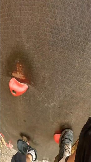 bella ciao playground 🛝 climbing 🧗 parkour pov pk