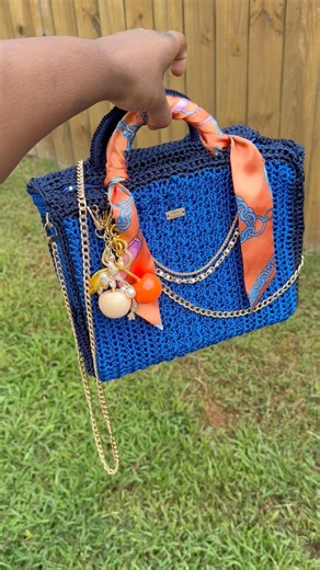 2.1K views · 42 reactions | Let’s make a cupcake tote bag, crochet handbag #fblifestyle #crochetbag | Kakes Kreations | Facebook