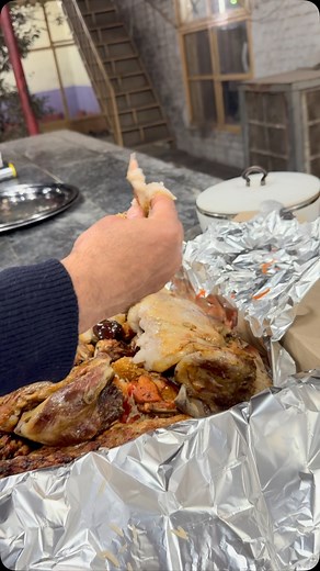 7.6K reactions · 134 shares | Special Laham mandi platter ️Peshawar ring road jamil chowk #hakeemkhanrestaurant #dampukht #deliciousfood | Hakeem khan Restaurant | Facebook