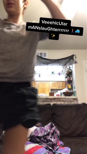 Give me something to say and ill respond back to u in alien voice #ta... | Grayellis Music