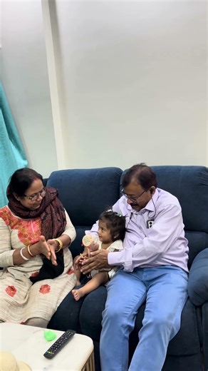When little Niyu plays with Thammi 💕👵