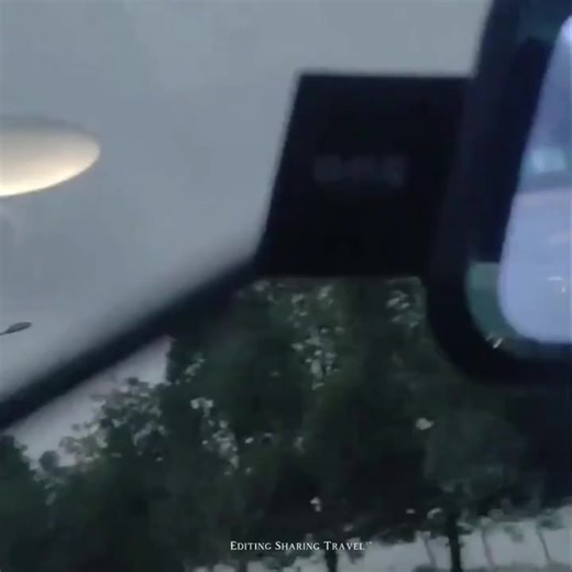 China is generating electricity in the sky. The S2000, the world's first megawatt-scale airborne wind power system, rose 2000 meters above Yibin, Sichuan, generating electricity and connecting to the power grid for the first time. | Joseph Anthony Stannard | Facebook