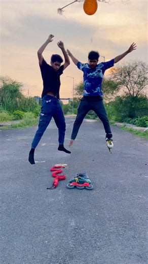 Unique Skating Skills and Techniques You 😇😲 #tiktok #ytshorts #rollerskating #inlineskatingwheels