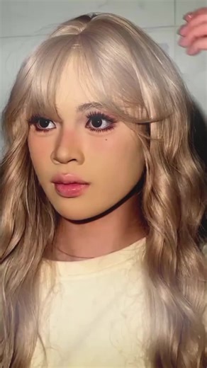 Turns out my contouring was carrying the whole face