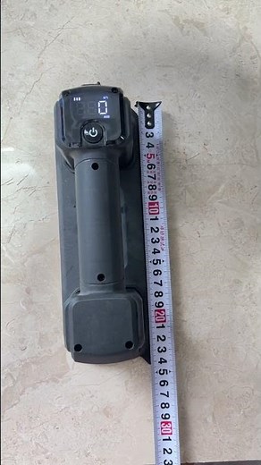 Installing Narrow Tiles Made Easy with This New Suction Cup Tool