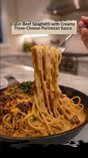 Cajun Beef Spaghetti with Creamy Three-Cheese Sauce is irresistible!