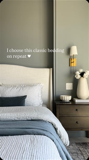 Andrea Nelson | Home Decor | Interior Decorating on Instagram: "Bedding layers I keep coming back to. ♥️🤌✨Type “SHOP” and I’ll DM you the links to my favorite bedding from @onequince . I’ve had the striped linen duvet set for a year now, and added the pick stitch quilt. @onequince bedding is sustainably made and is the highest quality, while maintaining great affordability. They have so many gorgeous colors and textures to choose from for bedding layers you’ll love long-term. 🤎 Plus, Quince of