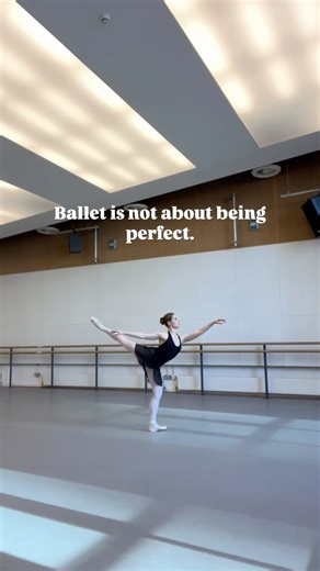 HannahMartinRG on Instagram: "Sometimes I find myself so focussed on this idea of perfection, I forget that dancing is about the artistic expression. It’s what we say with each and every movement that’s important, as well as a strong technique to support that. Always thankful to @freedoflondon for supporting that journey and artistic vision through their shoes, leotards, skirts and even water bottle (as featured) - use my code OCT15TG for 15% off certain products (link will be on my story x) 🌟 