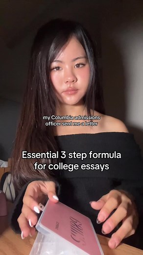 Essential Guide to Ivy League College Essays