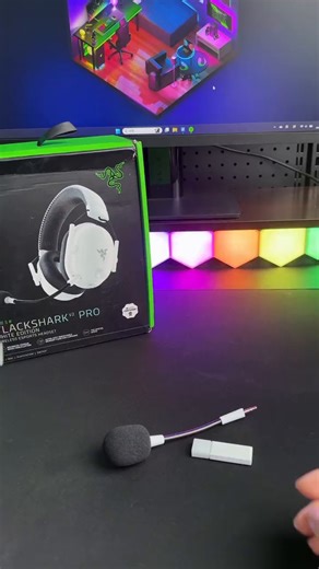 雷蛇（Razer）旋风黑鲨V2专业版Pro2 4G蓝牙无线头戴式电竞游戏耳机耳麦被动降噪三角洲EQ调节CSGO吃鸡6