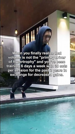 30 sets per muscle 6 days a week