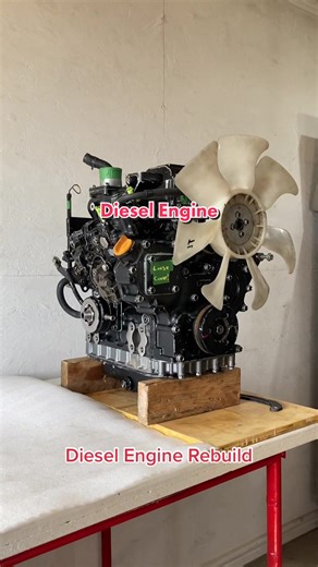 Here you can see the diesel engine assembly within 45seconds... This is a 3 cylinder Yanmar diesel engine from a John Deere commercial mower (tractor). When I got this engine it was „repaired“ by specialists, but it didn‘t run after they touched it. Since I got the machine for cheap, I decided to go through everything once more, to double check their work. There were many damaged parts on the inside of this engine and there were heavy scoring marks on the bearing inserts. With a full engine rebu