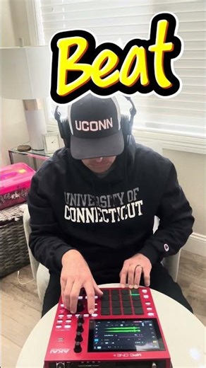 81 BPM Boombap Beat on the Akai Pro MPC One +