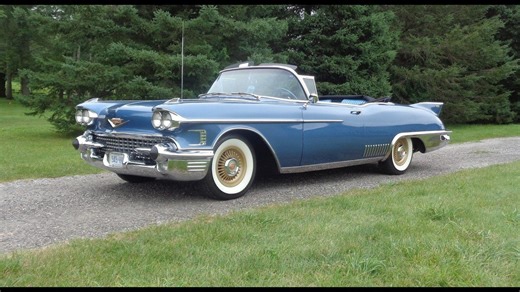 1958 Cadillac Eldorado Biarritz in blue