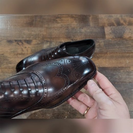 Up Close Details - Yearn Shoemaker . Here we take a closer look at the details of the handwelted lazyman brogue by @yearn_shoemaker , an exciting new brand out of China. . The shoes are impressive to say the least, even more so when you hear they cost under $450. . . #chineseshoemakers #chineseshoes #handwelted #handweltedshoes #yearn #yearnshoes #yearnshoemaker | The Shoe Snob