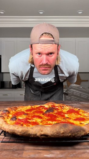 Master Homemade Pizza: Easy Recipe & Dough Calculator