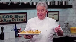 Travel Back to the 70s With Chef Jean-Pierre’s Chicken à la King