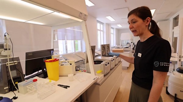 Head lab technician gives tour of the European Sperm Bank