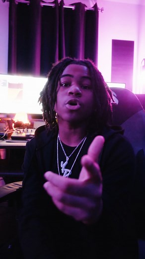 Whole lotta cookin goin on 🎛️ We not talkin dinner either 🍽️ @mk_beatz got the flame on 🔥 #YoungDylan #studio #StudioMagic #YD | Young Dylan