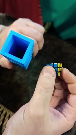mini Rubik cube solver 10-year ultra tube inspired magic trick