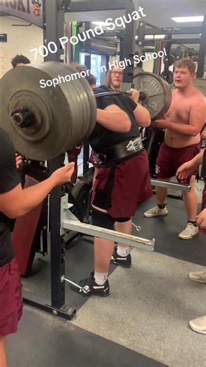Thank you Jesus. 700 Pound Squat. #draughnstrong | Squats