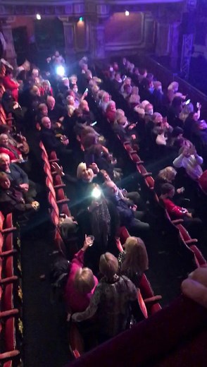 Some of the audience that was in the auditorium during intermission for the matinee today. 💚🕺🏻🕺🏻🕺🏻🕺🏻🕺🏻❤️ Love you, Thank You!!! | Jay Osmond