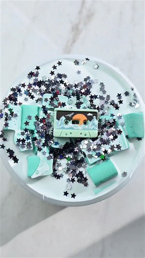 leesooim on Instagram: ".。o○☆○☆o○☆○o☆○☆○o。. -- mountain mixtape by @tangieslimes -- texture: java chip slay -- scent: apple berry, walk in the woods, tulips QOTD: Do you enjoy hiking? What's the most challenging hike you've ever done? Review Notes: -- I LOVE GREEN SLIME. I love that Tangie formulated this entire slime around the charm. It's so fun. And this shade of mint green is gorgeous. -- this is a super soft, poppy, somewhat chewy slay! UA at the start since I didn't touch it until this pas