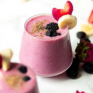 Blackberry Strawberry Banana Smoothie
