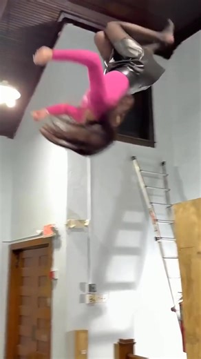 43K views · 595 reactions | #xyzbca #usa #hardwork #jump #performance #gym #america #amazing #fun #kick #viral #trend #backflip #blonde #fyp #skits #gymnastics #foryou #flight #stretching #reels #excercise #training | Lorraine WK | Facebook