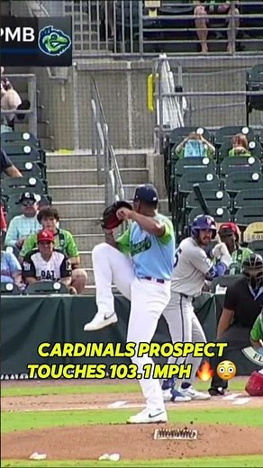 This left-handed pitcher just made history 😳