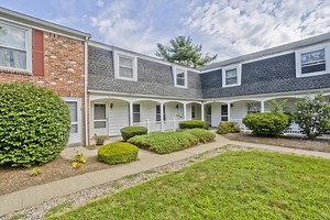 31 Jamestown Dr #31, Springfield, MA 01108 - MLS 73410802 - Coldwell Banker