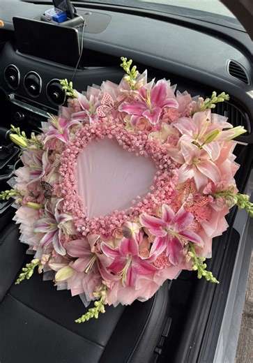 Creative Heart Bouquet Design Ideas