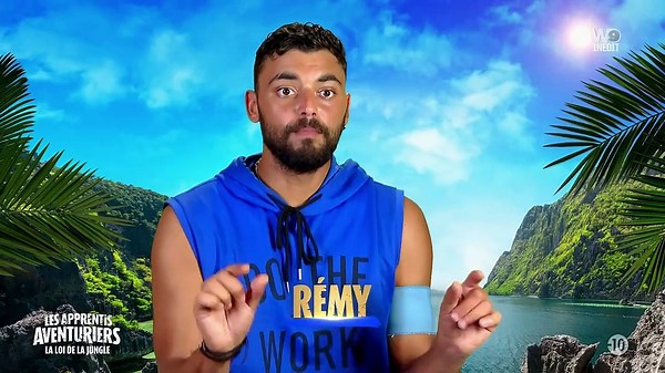 Jean-Pascal en guerre contre les rouges Enzo et Colette dans Les apprentis aventuriers.