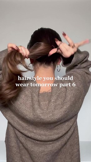 Small claw clips work best for this hairstyle 🤍 #hairhack #hairstyle #clawclip #tutorial #hairtutorials #reels | Audrey Victoria