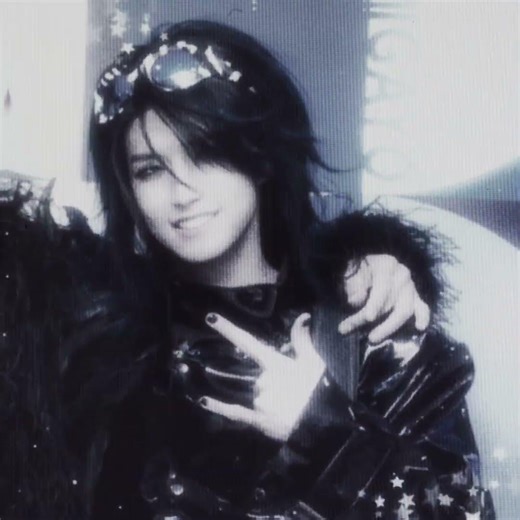 Junhan edit xdh #editing #edit # #capcut #kpop #junhan #krock #rock #idol #xdh #xh #xdinaryheroes