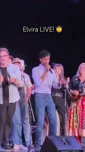 They called me on stage with NO REHEARSAL! 🤯 (Elvira Live)