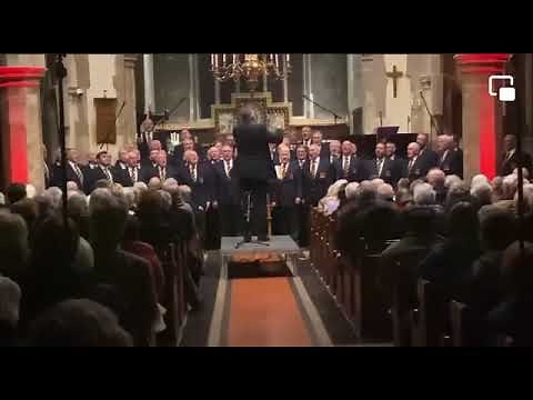 Treorchy Male Choir perform Calon Lân in memory of Ruth Madoc