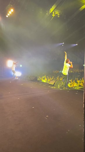 #CDTVライブライブ大感謝祭2024 で演者さんもお客さんも巻き込んで、場内大合唱となった「ちっぽけな勇気」 のLive映像をお届け🔥 #ファンモン #ファンキー加藤 #モン吉 #オロチフェス