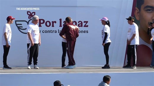 Mexico president dons gloves at boxing event promoting healthier lifestyle