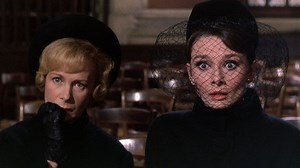 Charade · Film 1963 · Trailer · Kritik